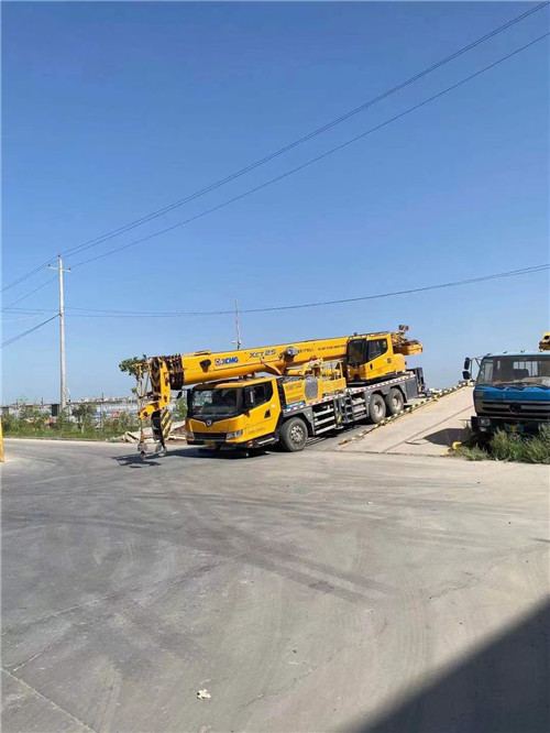 伊宁市吊车作业时，可能会产生哪些额外收费项目？